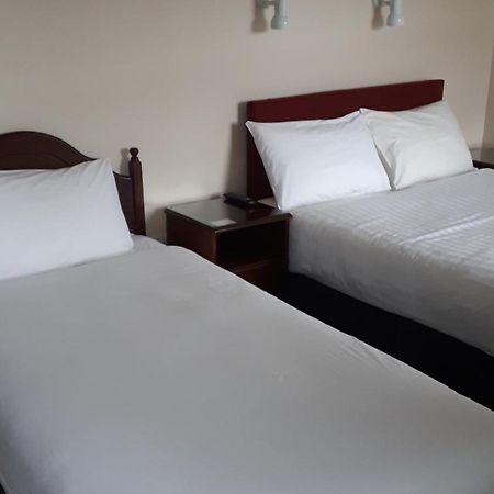 Bay View Guesthouse Голвей Екстер'єр фото